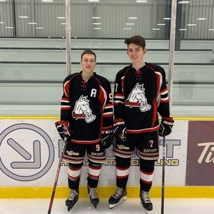 Meet your Posher, Levi